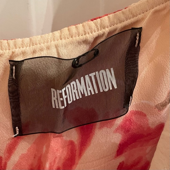 Reformation Isadora Dress in Naples - Picture 6 of 7